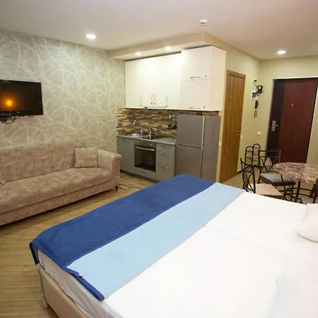 Ekas Seaside Apartment Батуми Экстерьер фото