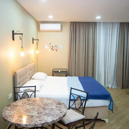 Ekas Seaside Apartment Батуми Экстерьер фото